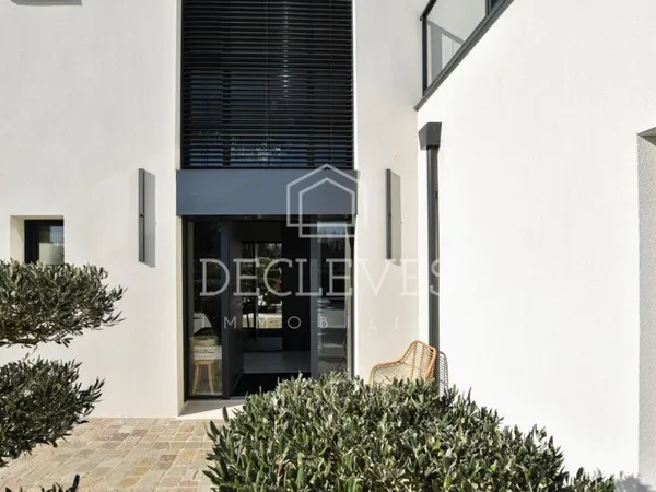 Maison de luxe 8 pièces 234 m²