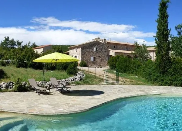 Demeure 15 pièces 552 m²
