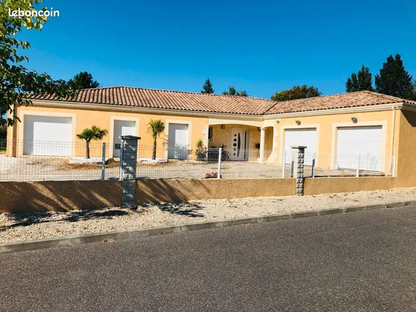 A LOUER MAISON 4 CHAMBRES- 169m²