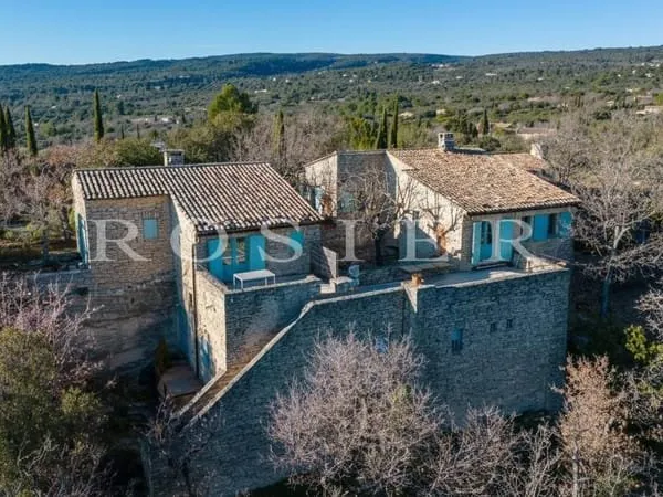 Gordes - Belle propriété avec vues panoramiques