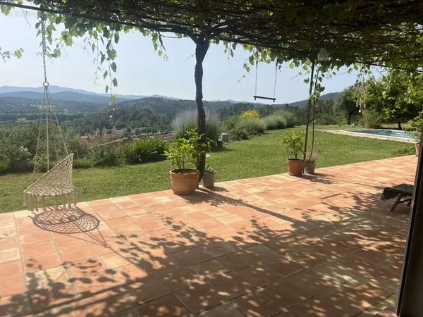 Une pépite aux portes de la Provence verte : 170 M2 sur 4000 M2 de terrain