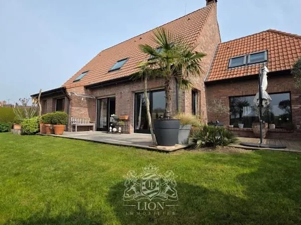 Maison 6 pièces 159 m²