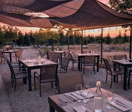 FDC/Cession de bail - Restaurant équipé - Le Bistrot de Lagarde - Lagarde d'Apt