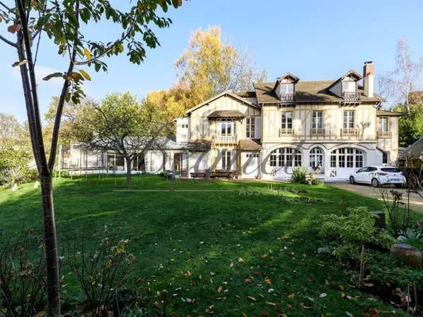 Maison de luxe 6 pièces 230 m²