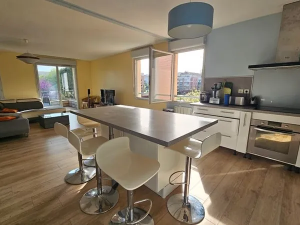 Appartement 4 pièces 102 m²