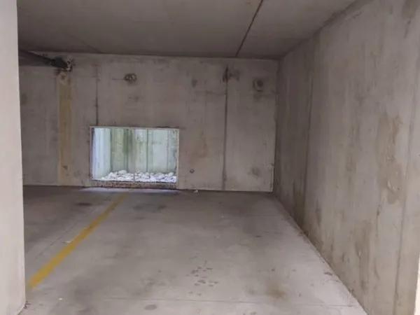 Parking 10 m²