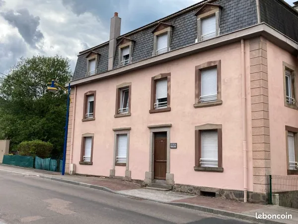 Immeuble 5 appartement Plainfaing pour investisseur locatif sans travaux ou peu