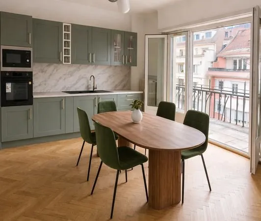 Très bel appartement avec une grande terrasse 2 chambres refait à neuf