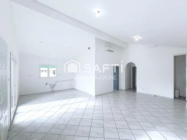 OCCASION A SAISIR ! Local commercial pour bureaux
