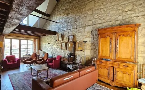 Maison 6 pièces 226 m²