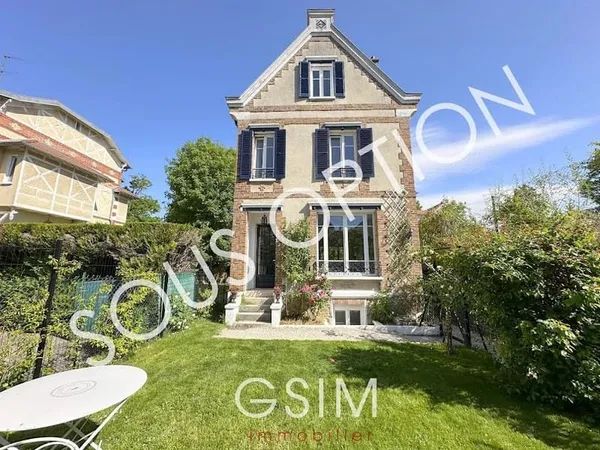 Maison 6 pièces 150 m²