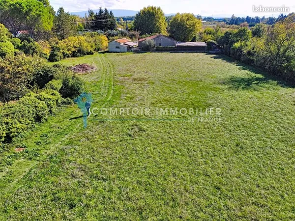 Terrain 420 m² Châteauneuf-de-Gadagne