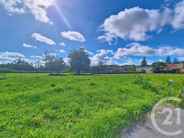Terrain 872 m²