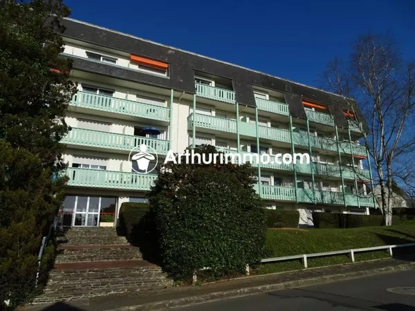 Appartement T2 avec cave,parking et garage couvert