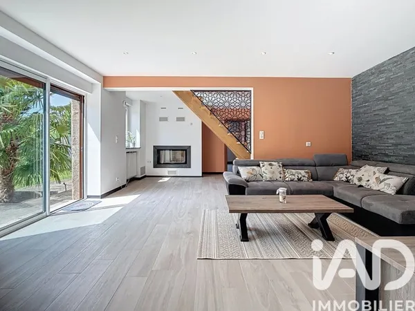 Maison 6 pièces 226 m²
