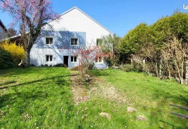 Maison de village 6 pièces 204 m²