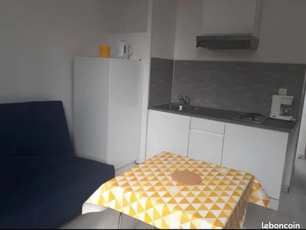 Appartement Location Les Ponts-de-Cé 1p 17m² 490€