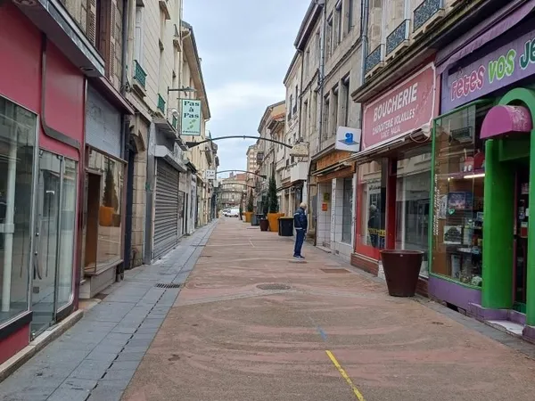 Murs commerciaux 65 m² Firminy