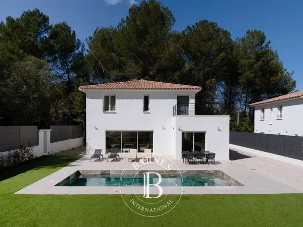 LOCATION MEUBLEE - Cabriès/Calas - 13min IBS - 5 chambres - Villa meublée - Piscine - Stationnements