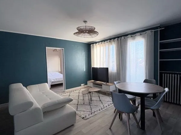4 pièces • 63 m2 Tarbes 65000 Quartier Saint-Antoine