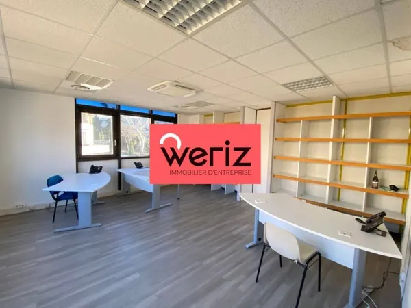 Bureaux 300 m²