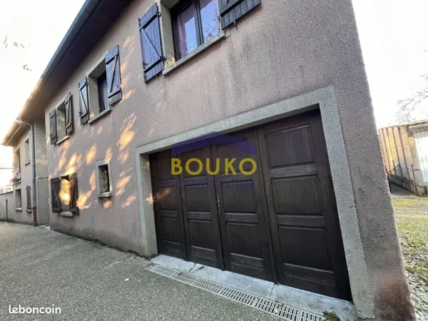 Immeuble de rapport 220 m²