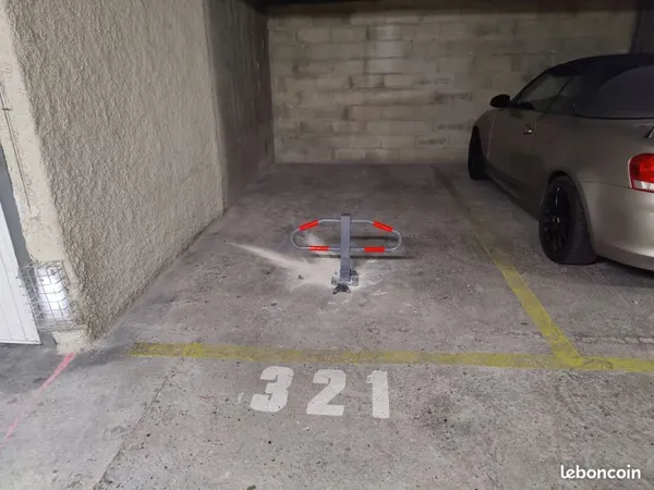 Parking Paris 20ie