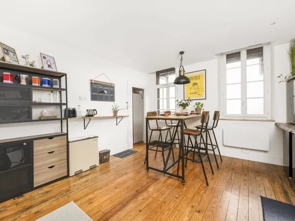 Appartement T5 rue du faubourg bonnefoy