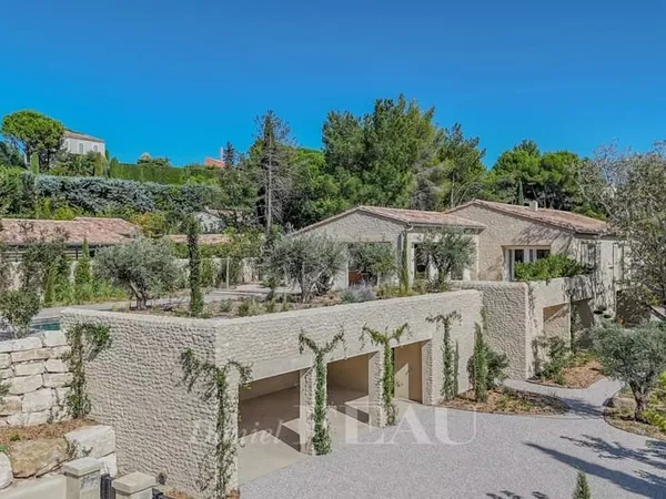 Maussane les Alpilles - Maison contemporaine entièrement rénovée