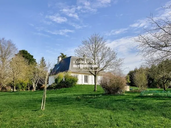 Maison Domloup 9 pièces avec grand jardin