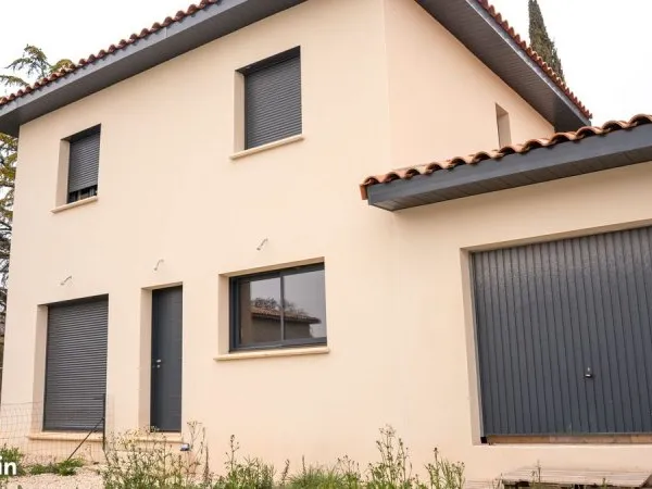 Villa neuve a cabannes