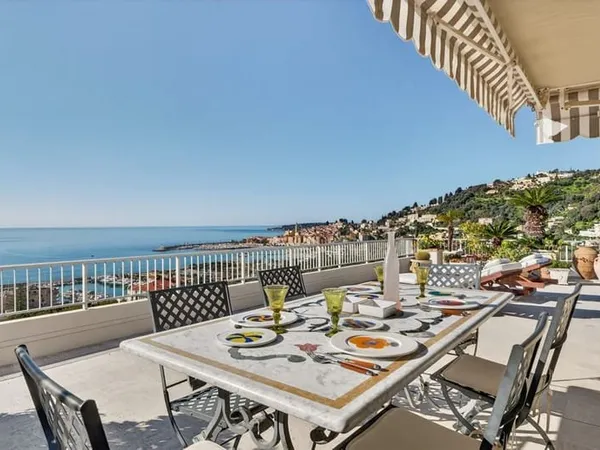 Appartement 3 pièces 237 m²