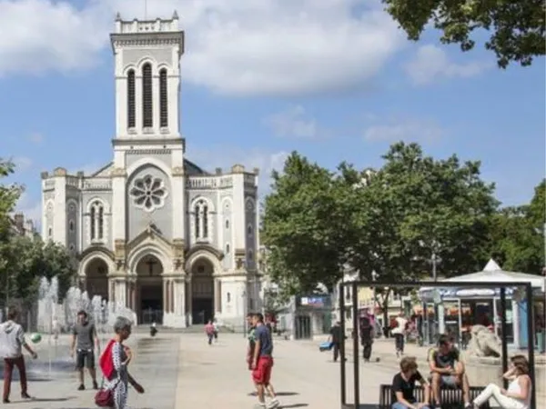 Immeuble 8 pièces 255 m²