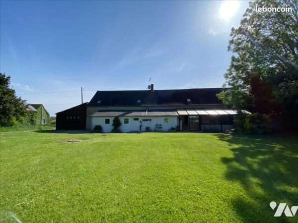 Maison 5 pièces 275 m²