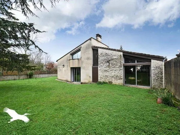 Maison de plain-pied 10 pièces 260 m²