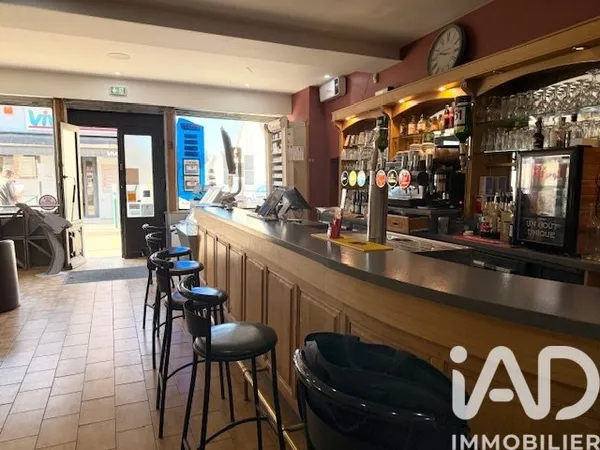 Maison avec appartements 3 pièces 547 m²