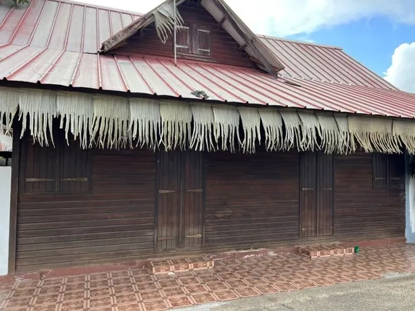Dpt Guyane (973), à vendre maison P5 - Terrain de 687,00 m²