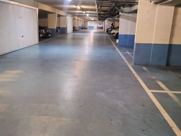 Parking 15 m²
