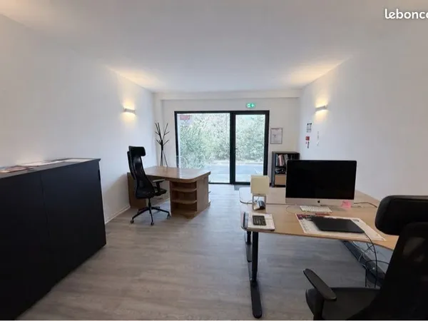 Poste de travail en bureau partagé Marssac sur Tarn