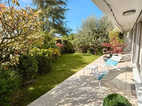 Appartement - 4 pièces lumineux avec terrasse et jardin - cadre calme et verdoyant