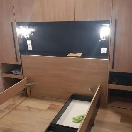 2P meublé refait à neuf 44m2 à Marseille Timone