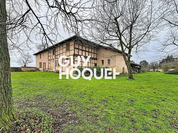 Ferme Bressane 3 Chambres + Greniers Aménageables + Dépendances et terrain Constructible de 4551 m²