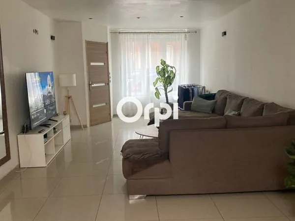 Maison 7 pièces 180 m²