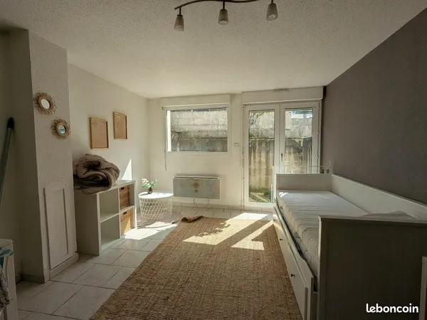 Studio 1 pièce 26 m²