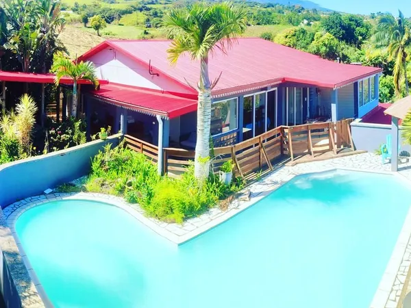 Maison Location Petite-Île 6p 200m² 2850€