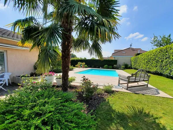 Maison 5 pièces 140 m²