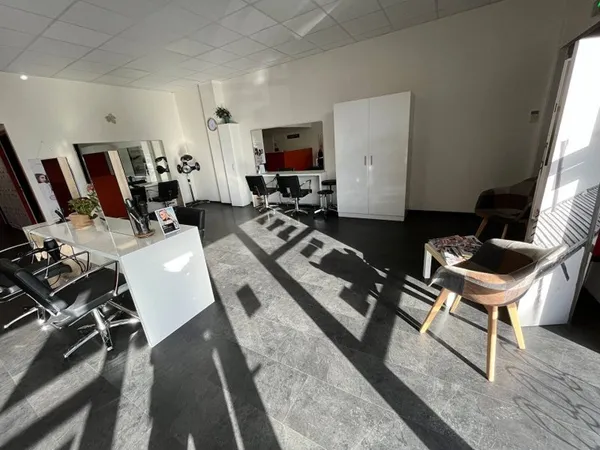 Boutique 100 m²