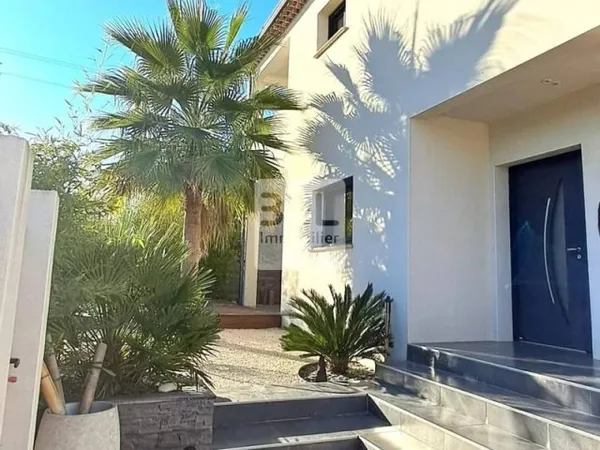 Villa 7 pièces 190 m²