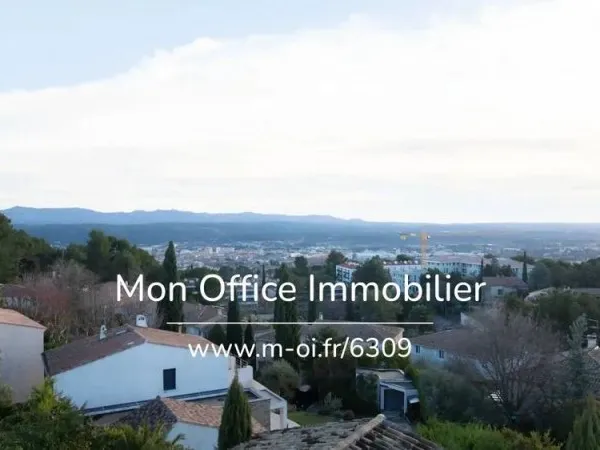 Référence : 6309-NGU. - Maison 6 pièces - superbe vue dégagée - centre ville à pied - sous-sol 200m2