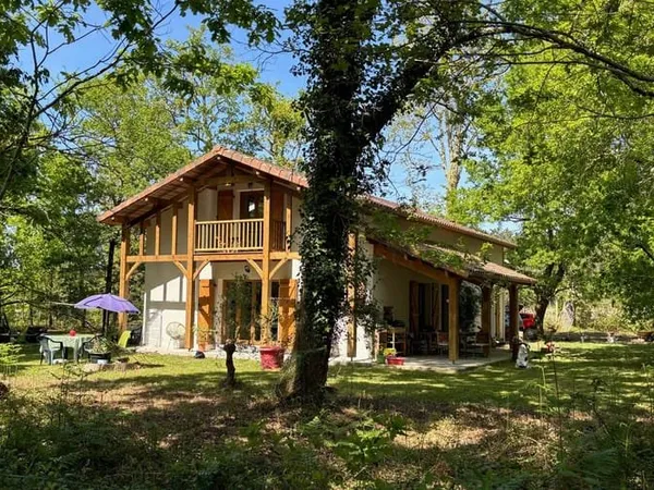 Maison 6 pièces 174 m²